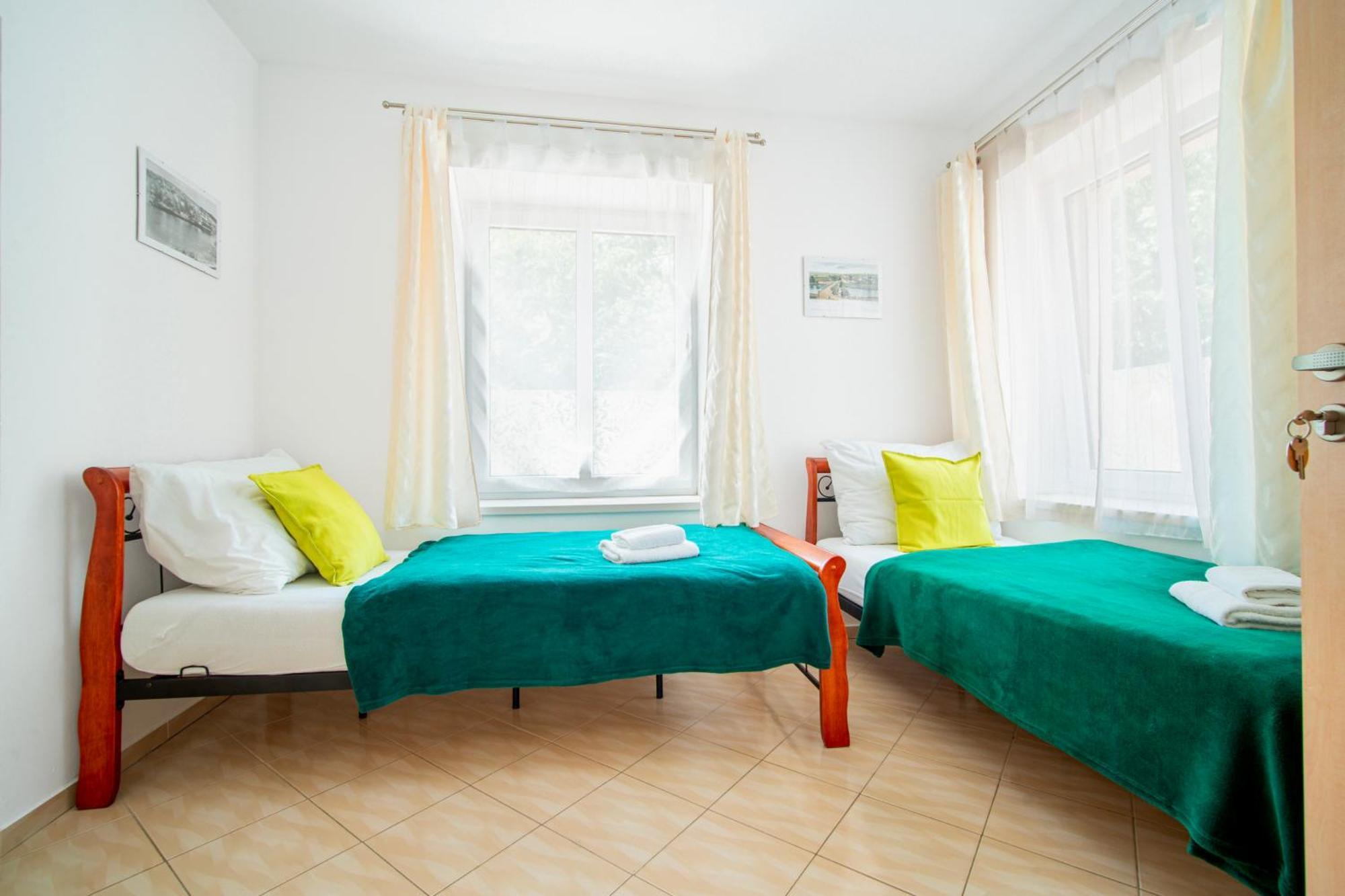 Hotel Ostende Chocerady Esterno foto