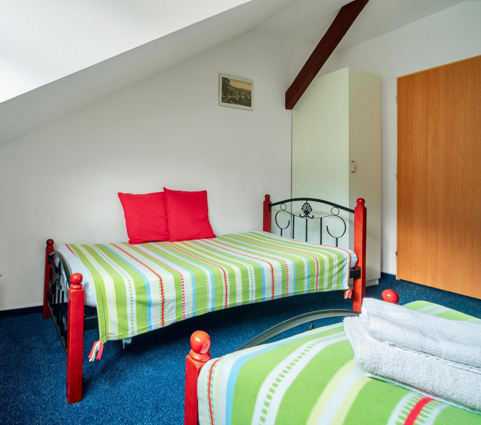 Hotel Ostende Chocerady Esterno foto